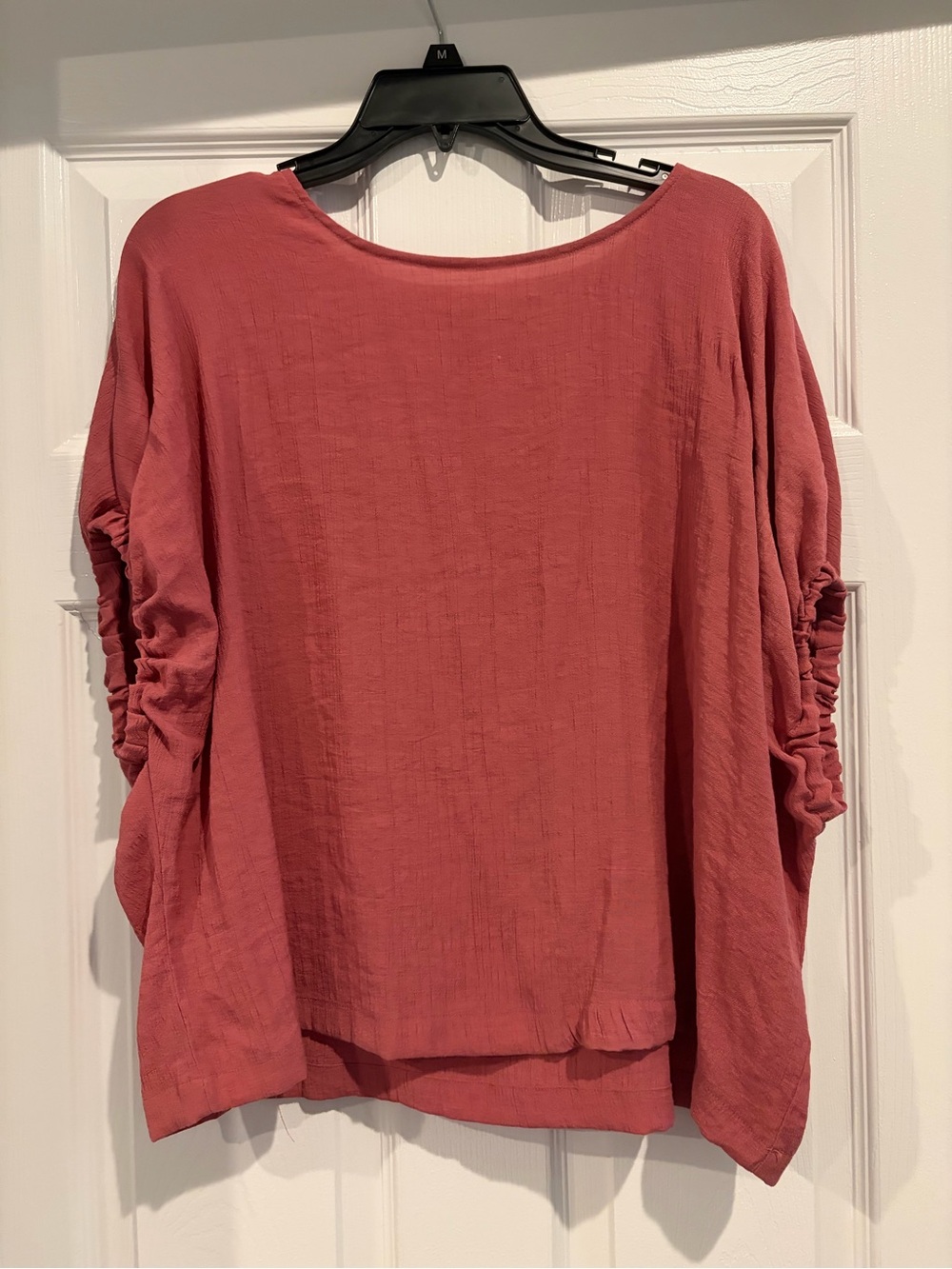 eesome Ruched-Sleeve Long Sleeve Top - Dusty Rose